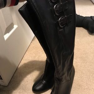 Woman’s Knee high boots